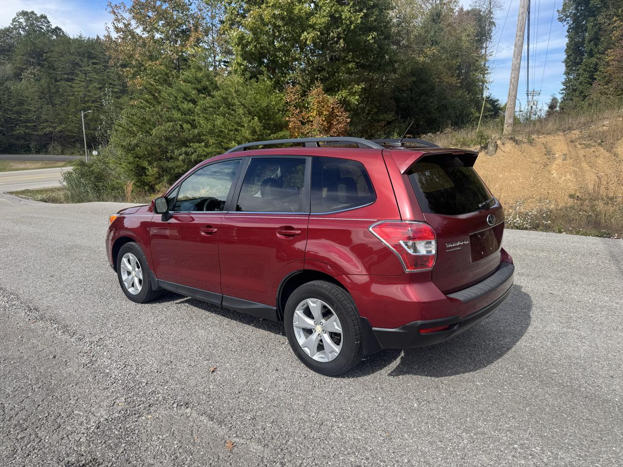 Subaru Forester 4dr CVT 2.5i Limited PZEV 2015
