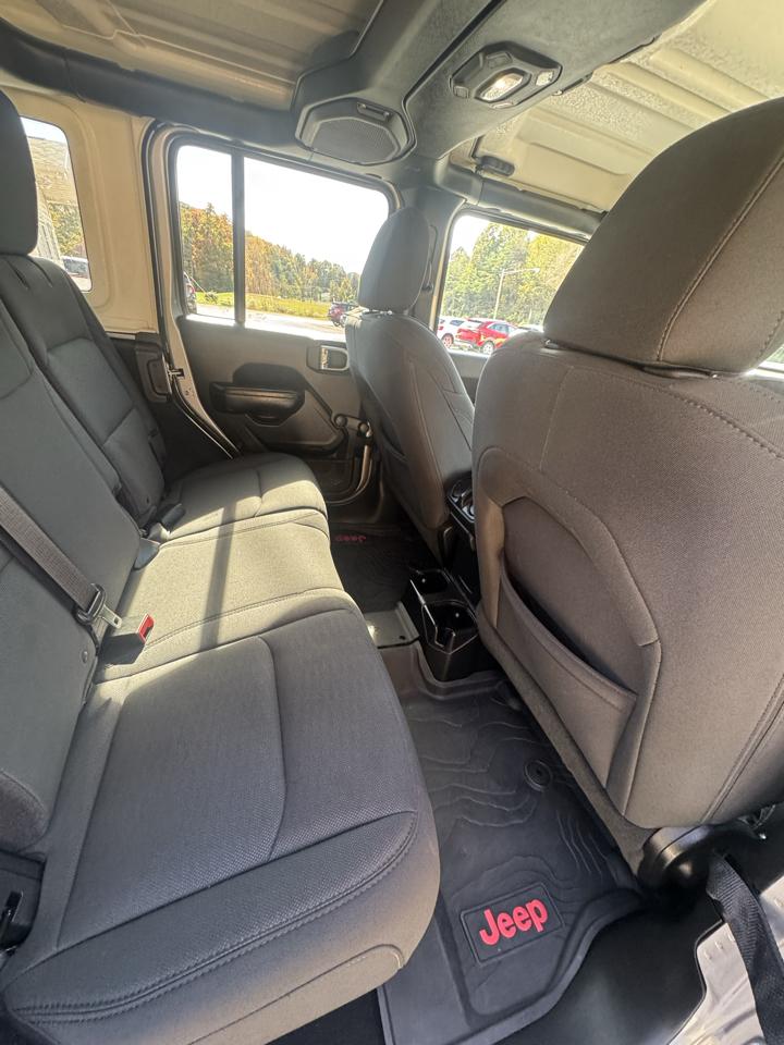 Jeep Wrangler Unlimited Sport 4x4 2018