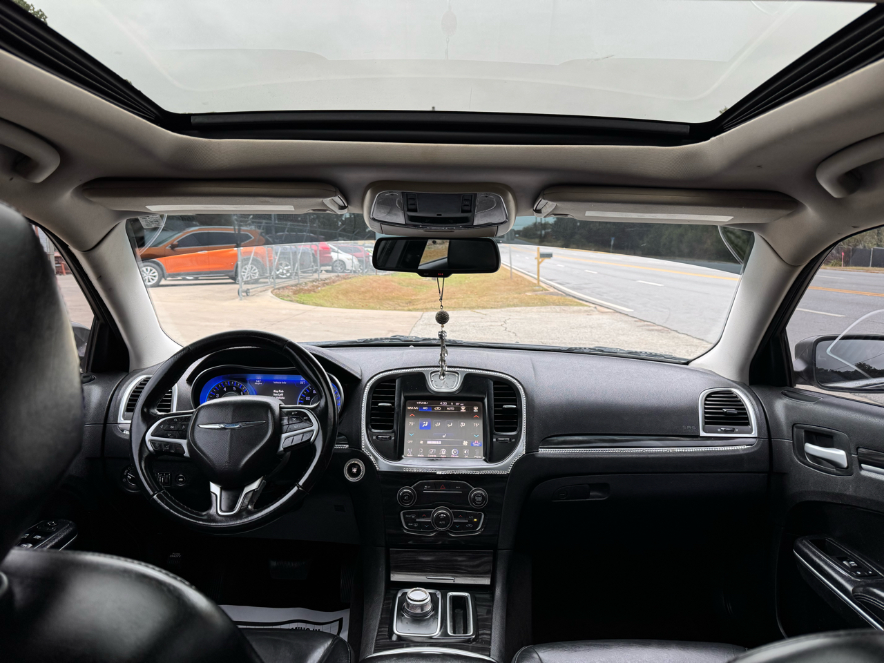 Chrysler 300 Limited RWD 2016