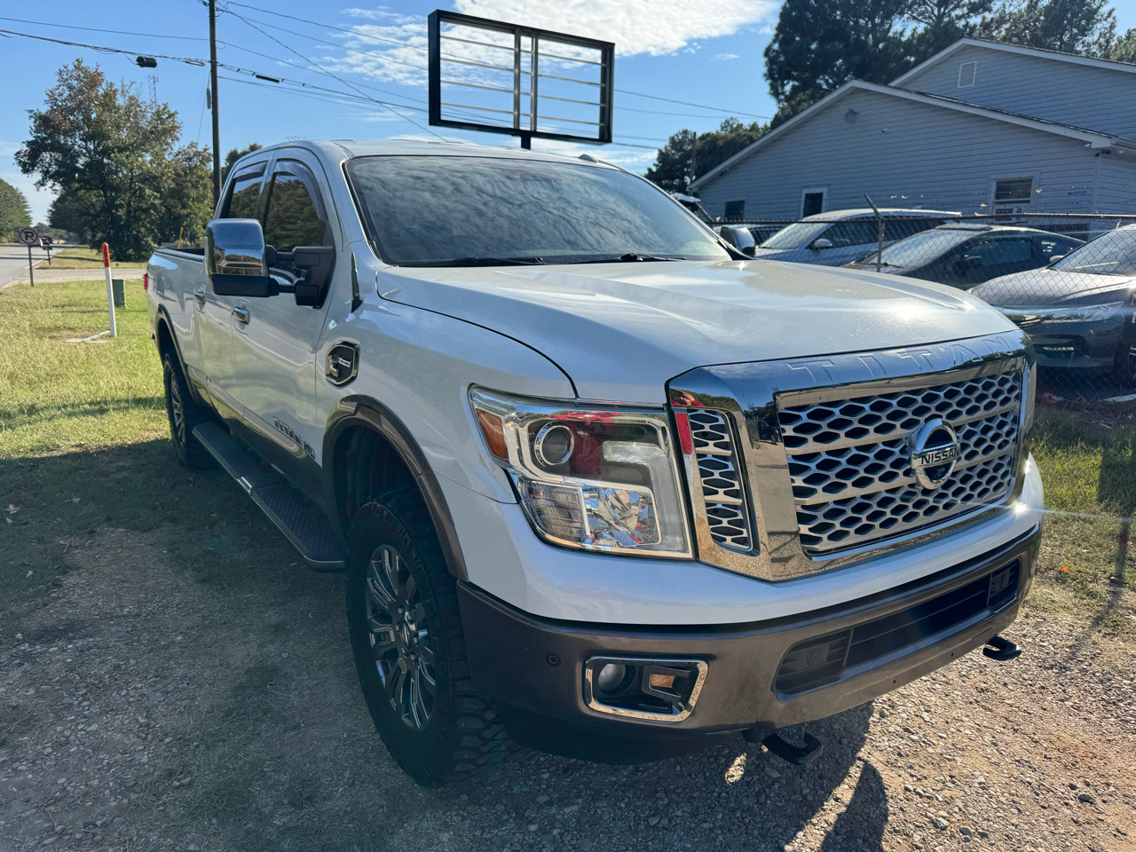 2018 Nissan Titan XD Platinum Reserve Crew Cab 4WD