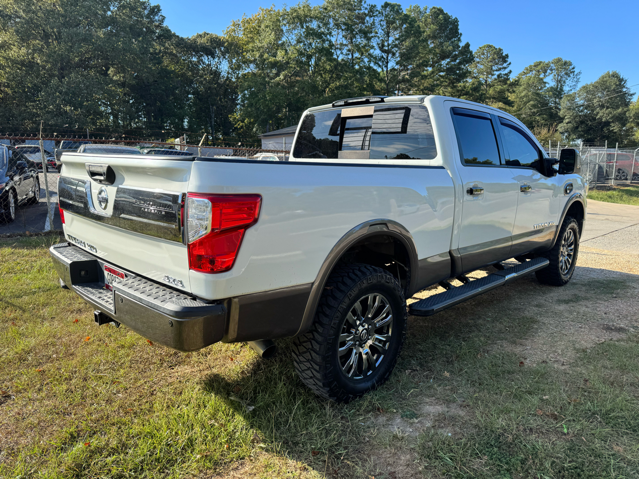 Nissan Titan XD Platinum Reserve Crew Cab 4WD 2018