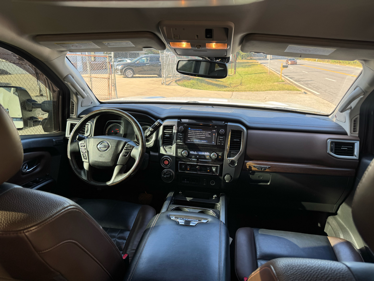 Nissan Titan XD Platinum Reserve Crew Cab 4WD 2018