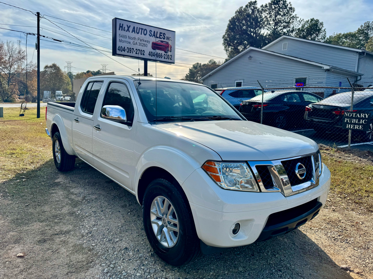 2017 Nissan Frontier PRO-4X Crew Cab 5AT 4WD