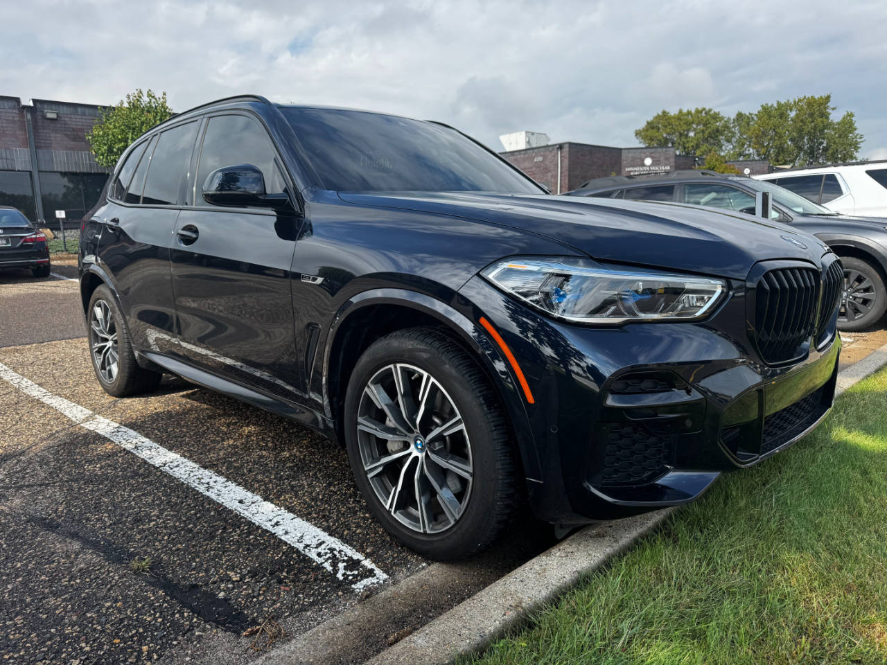 2023 BMW X5 xDrive45e