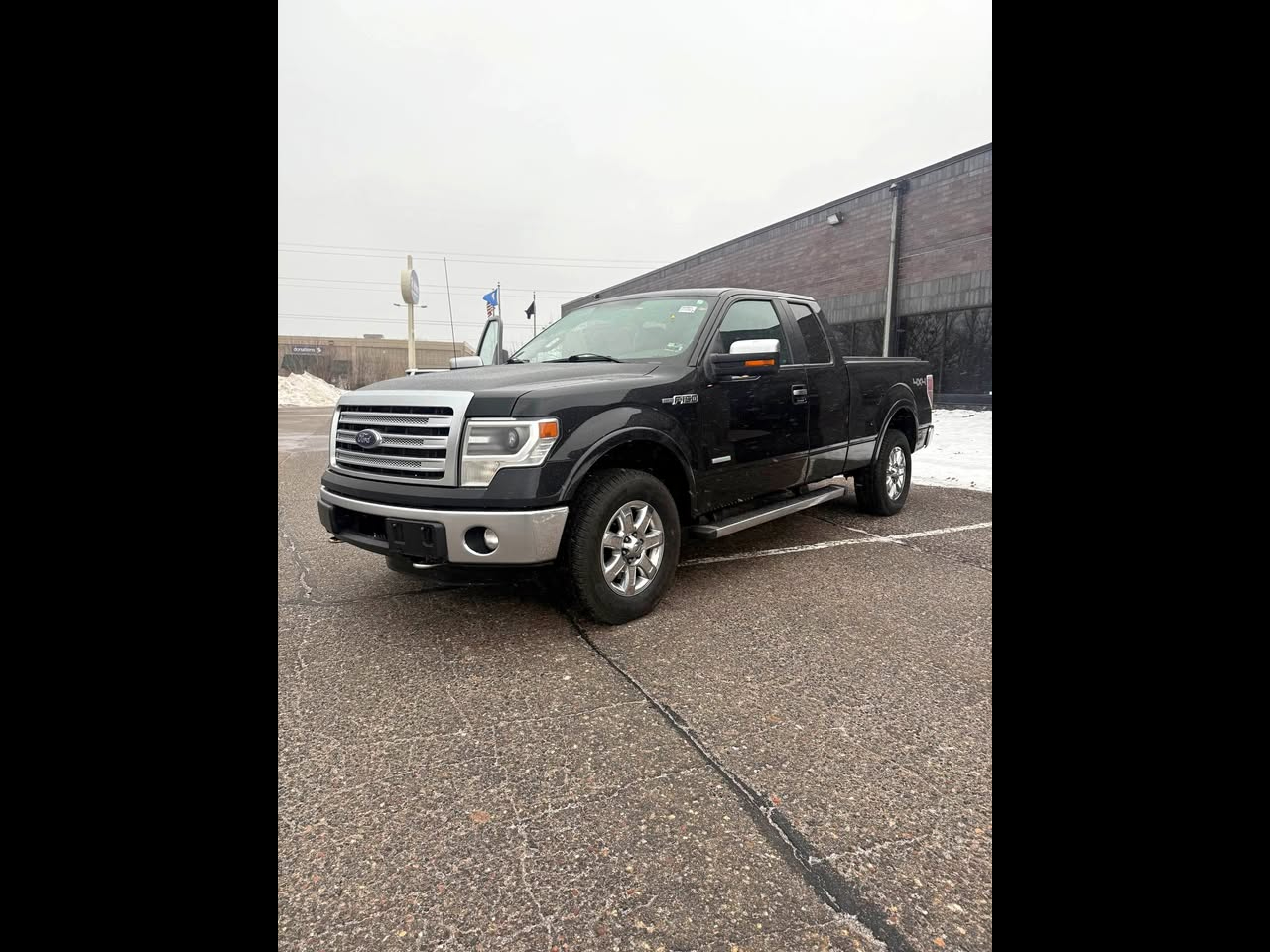 2013 Ford F-150 XLT SuperCab 8-ft. Bed 4WD