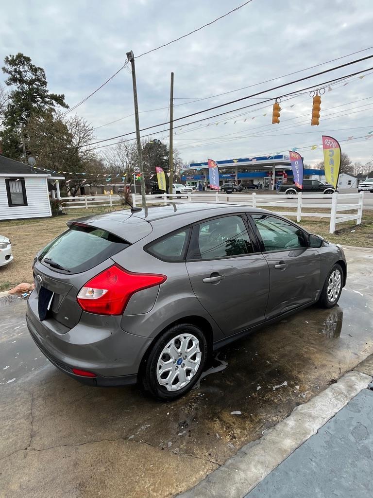 Ford Focus  2012
