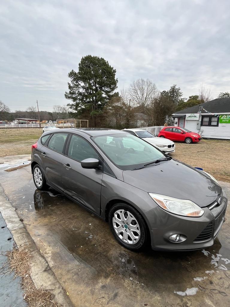 Ford Focus  2012