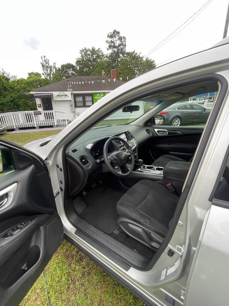 Nissan Pathfinder  2015