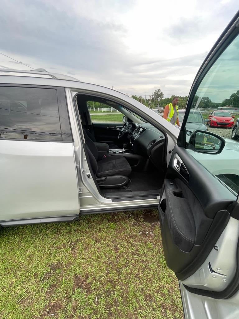 Nissan Pathfinder  2015