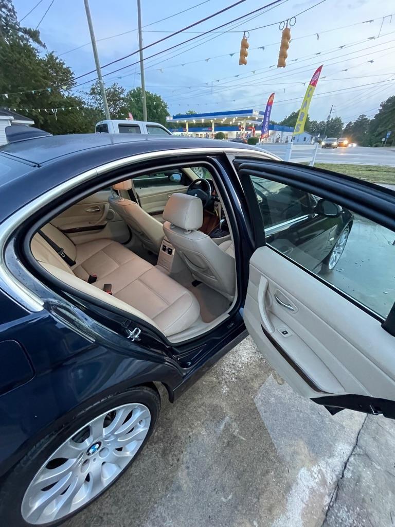 BMW 3-Series  2008