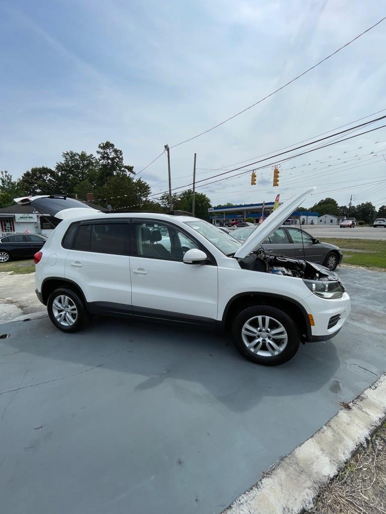 Volkswagen Tiguan  2013