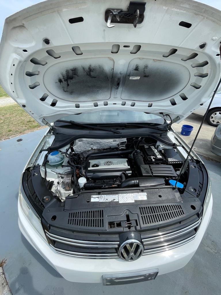Volkswagen Tiguan  2013