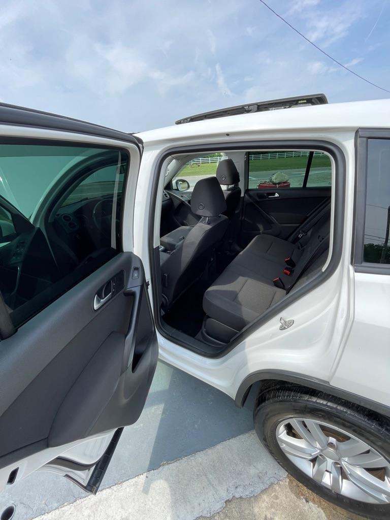 Volkswagen Tiguan  2013