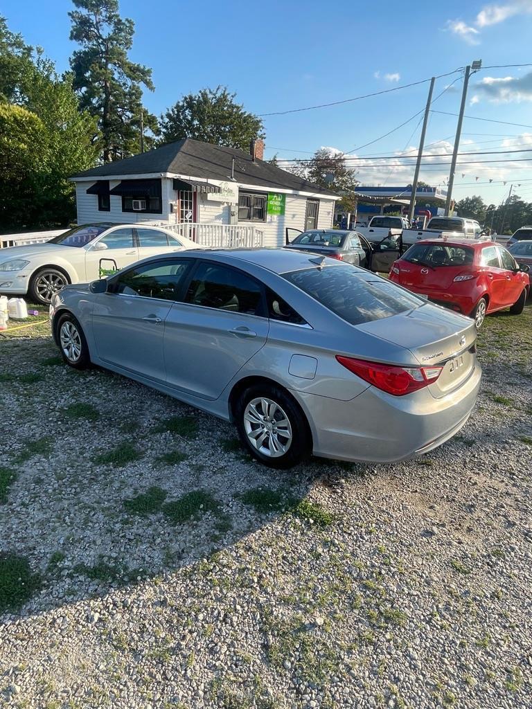 Hyundai Sonata  2011