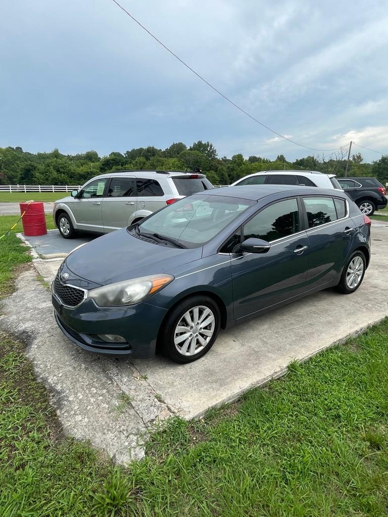 Kia Forte 5-Door  2014