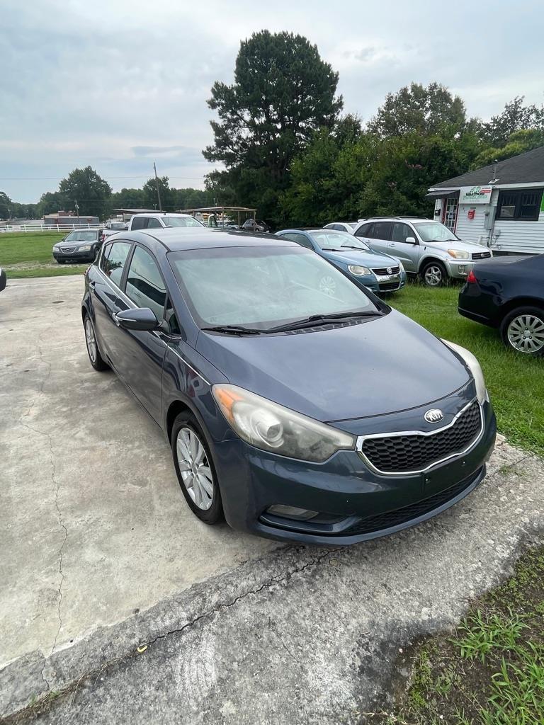Kia Forte 5-Door  2014