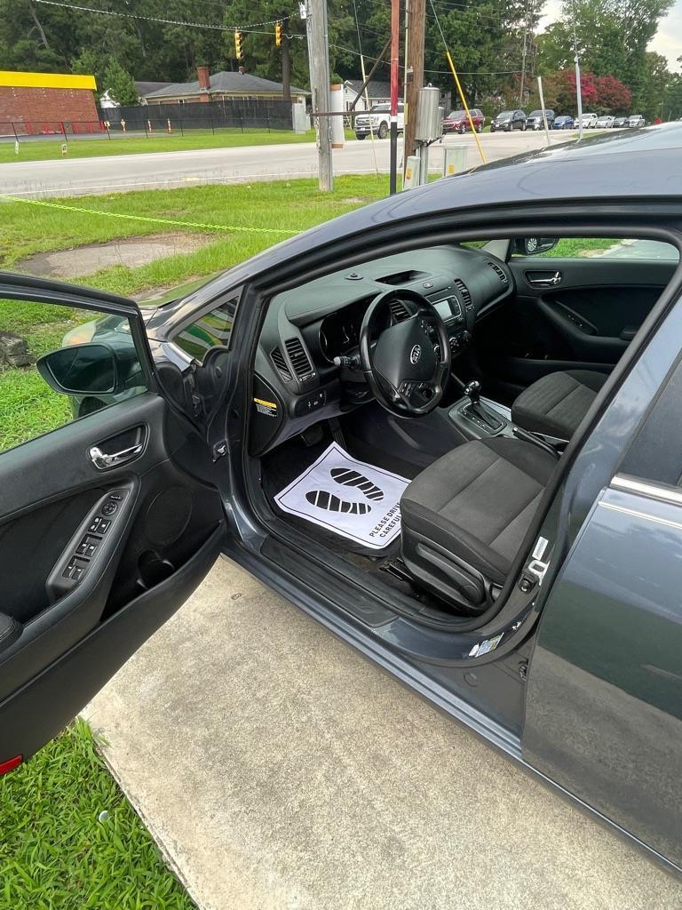 Kia Forte 5-Door  2014