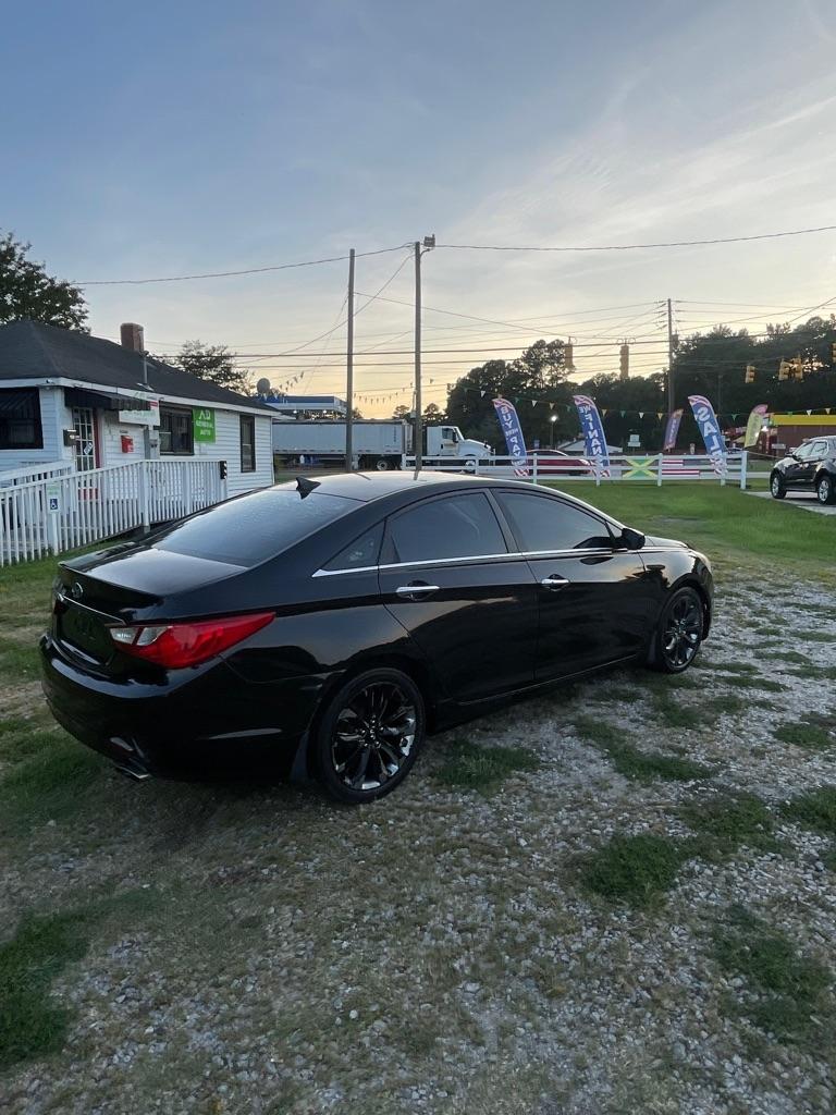 Hyundai Sonata  2011