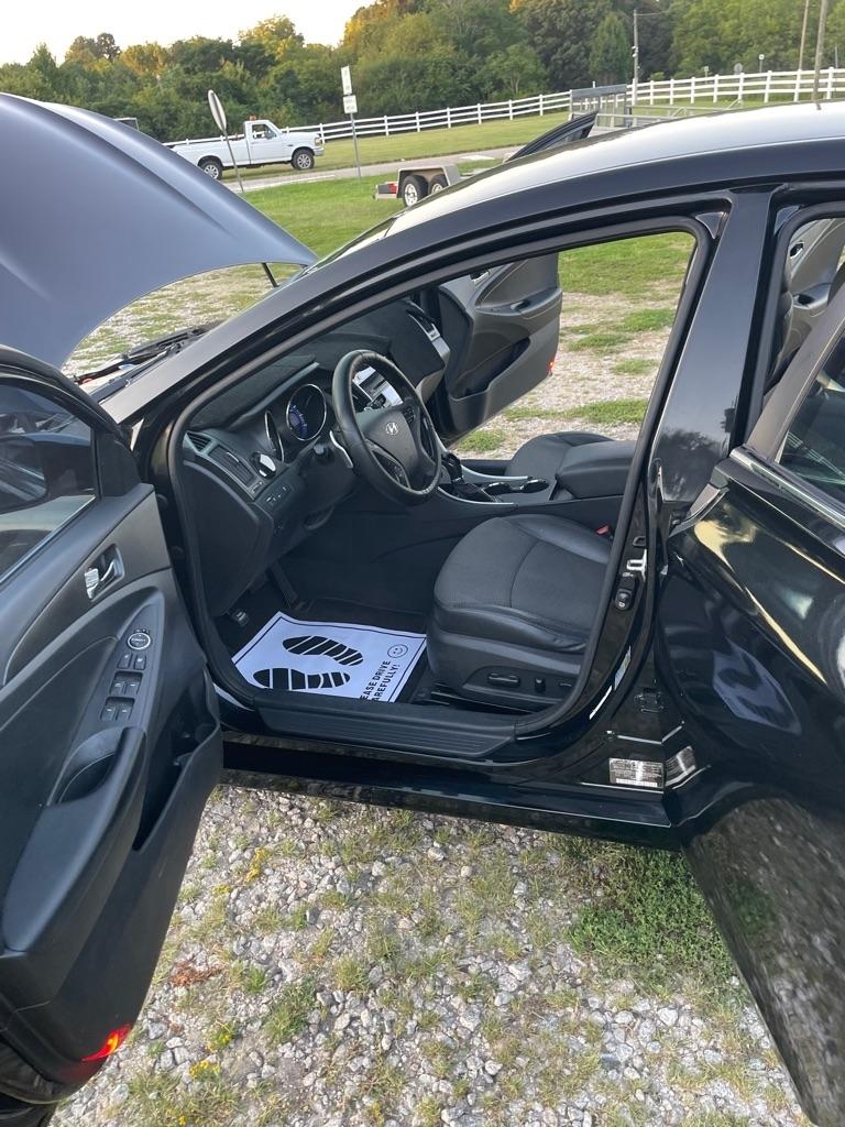 Hyundai Sonata  2011