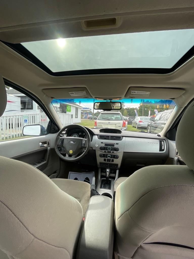 Ford Focus  2009