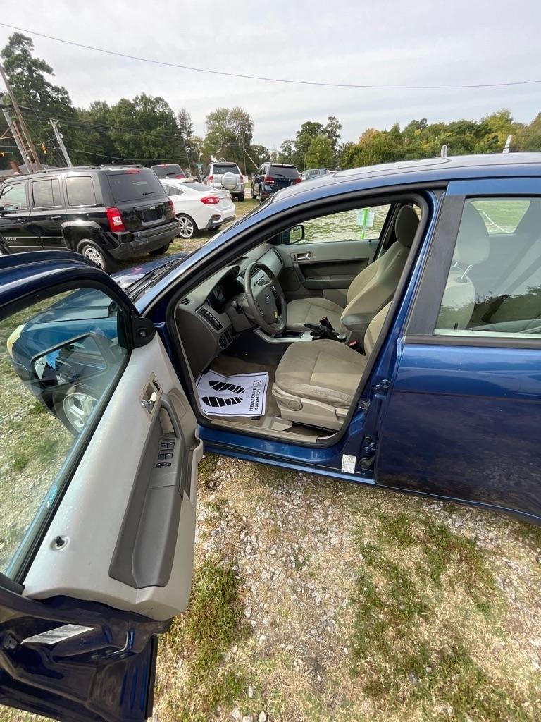 Ford Focus  2009