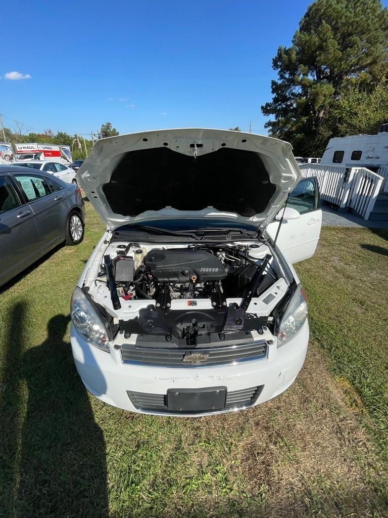Chevrolet Impala  2011