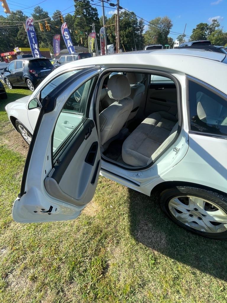 Chevrolet Impala  2011