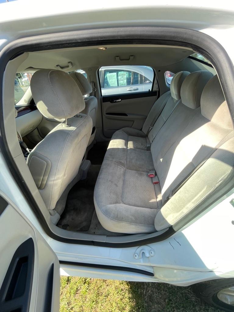 Chevrolet Impala  2011