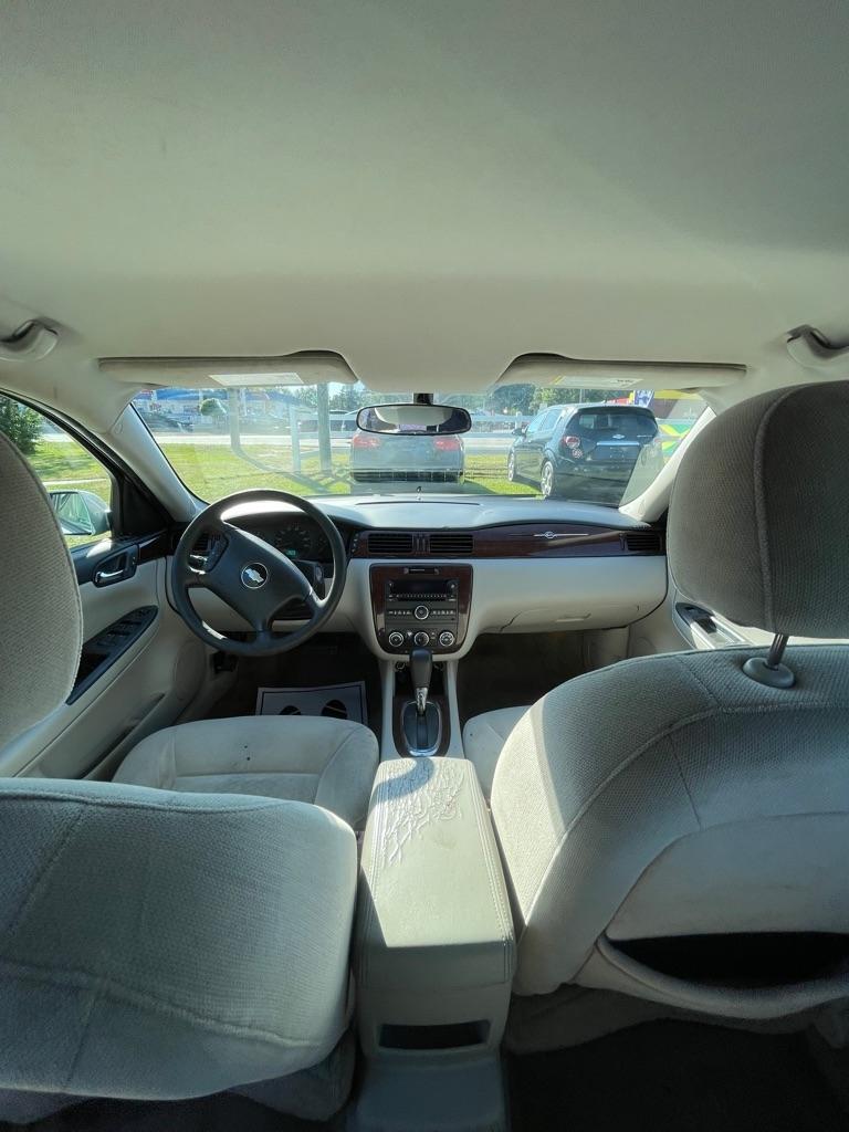 Chevrolet Impala  2011