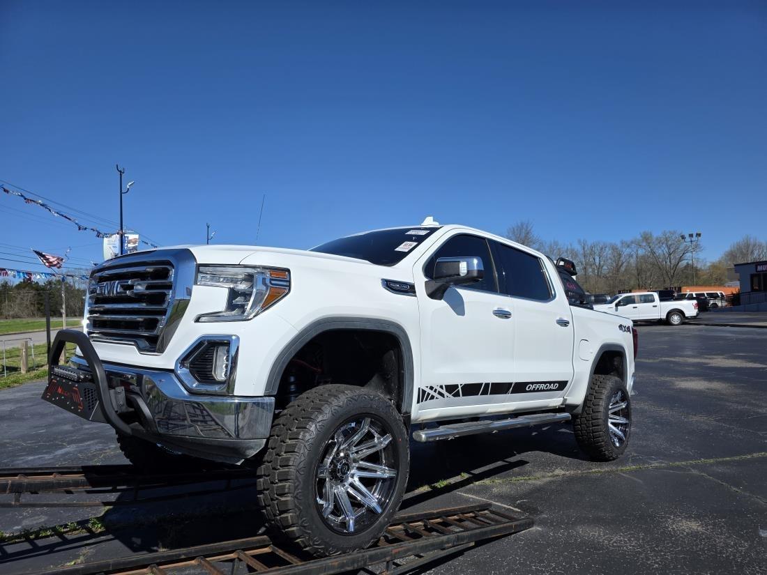 2019 GMC Sierra 1500 SLT Crew Cab Long Box 4WD