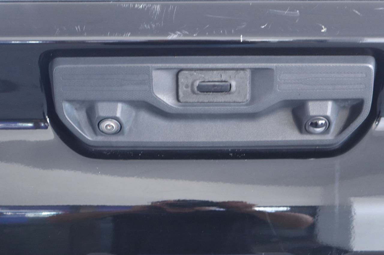 Chevrolet Silverado 2500HD 4WD Crew Cab 153.7" High Country 2021