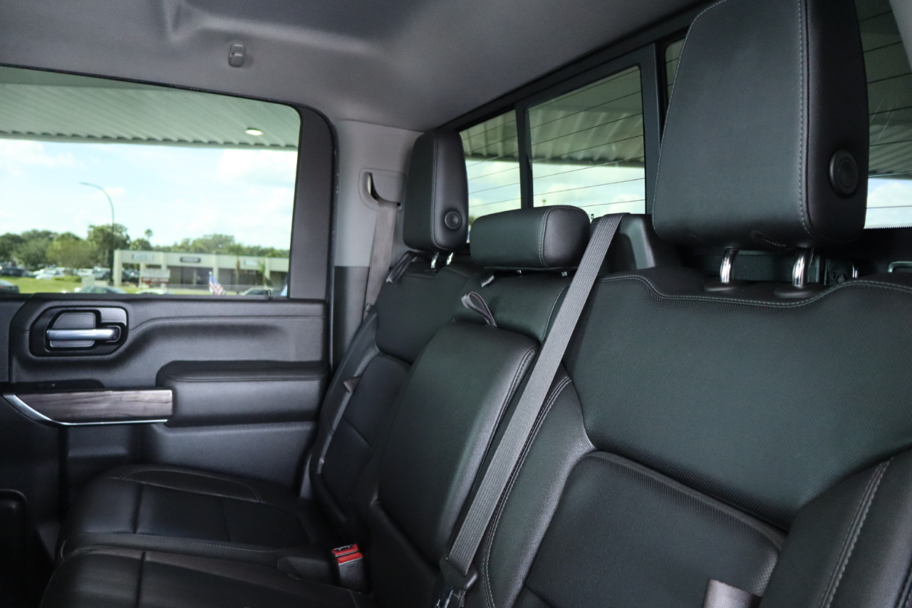 Chevrolet Silverado 2500HD 4WD Crew Cab 153.7" High Country 2021