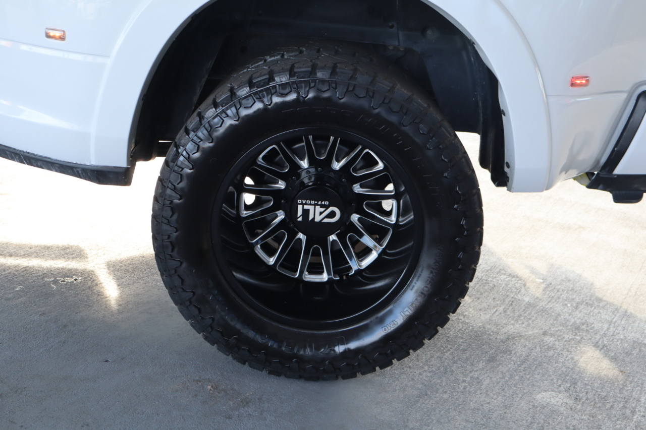 RAM 3500 Limited 4x4 Mega Cab 6'4" Box 2021