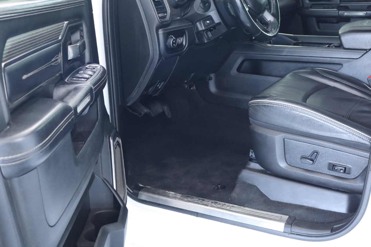 RAM 3500 Limited 4x4 Mega Cab 6'4" Box 2021