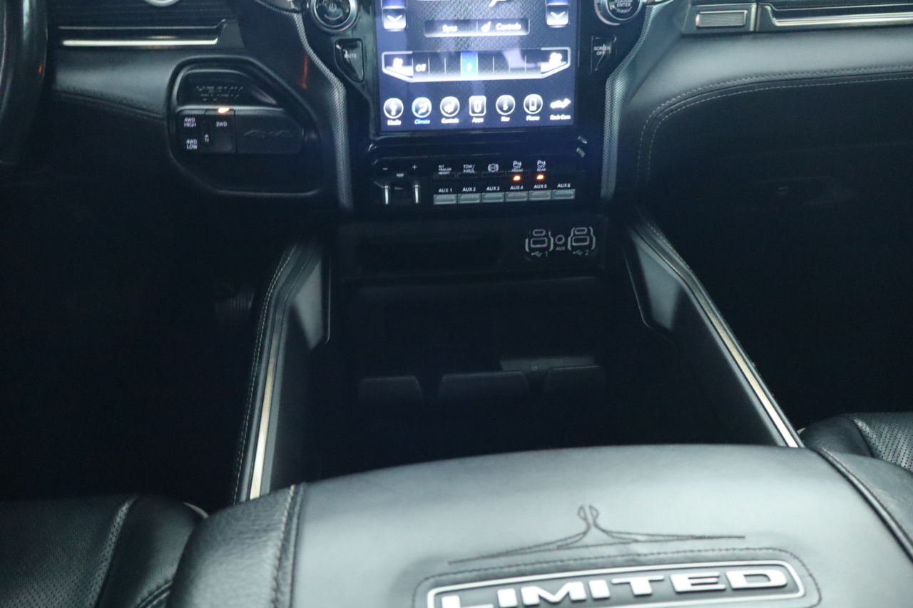 RAM 3500 Limited 4x4 Mega Cab 6'4" Box 2021