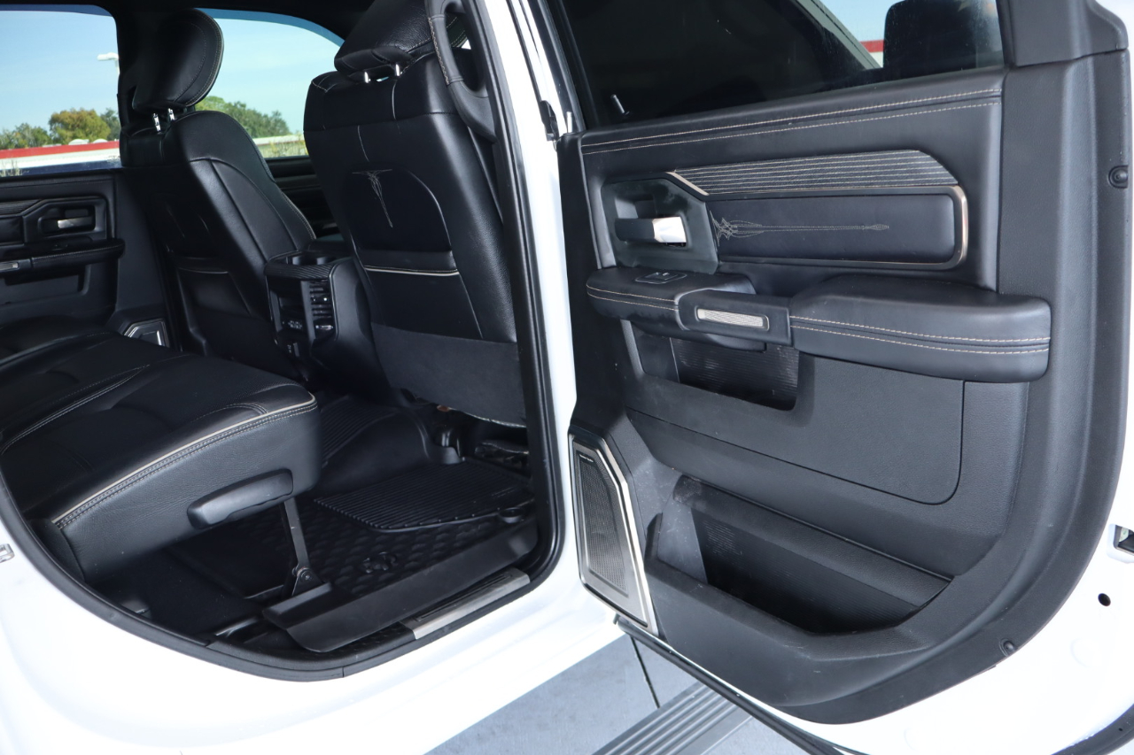 RAM 3500 Limited 4x4 Mega Cab 6'4" Box 2021