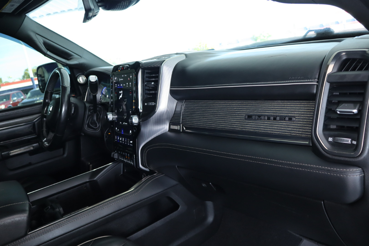 RAM 3500 Limited 4x4 Mega Cab 6'4" Box 2021