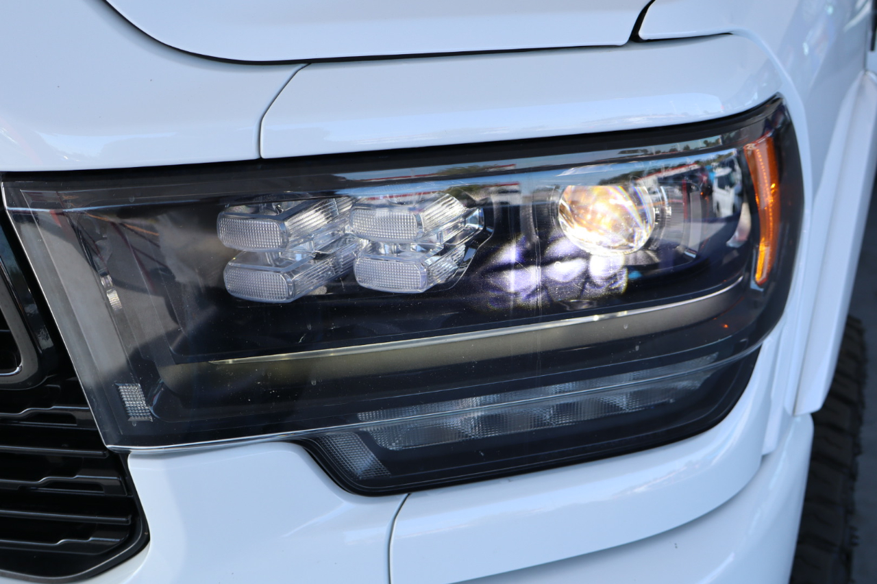 RAM 3500 Limited 4x4 Mega Cab 6'4" Box 2021