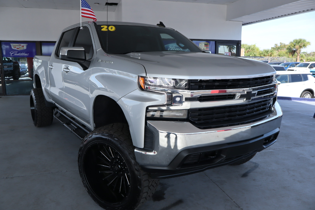 Chevrolet Silverado 1500 4WD Crew Cab 157" LT 2020