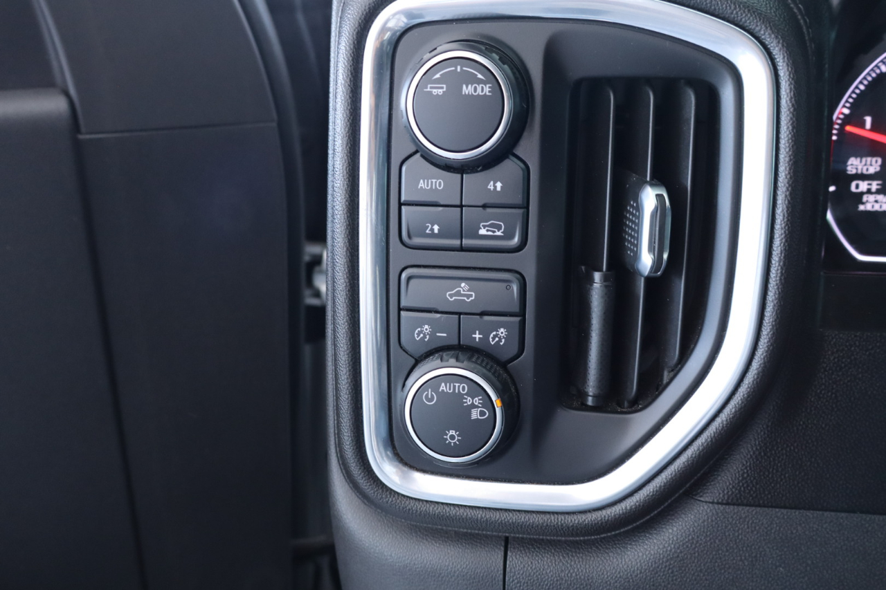 Chevrolet Silverado 1500 4WD Crew Cab 157" LT 2020