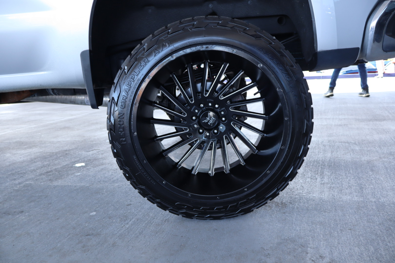 Chevrolet Silverado 1500 4WD Crew Cab 157" LT 2020