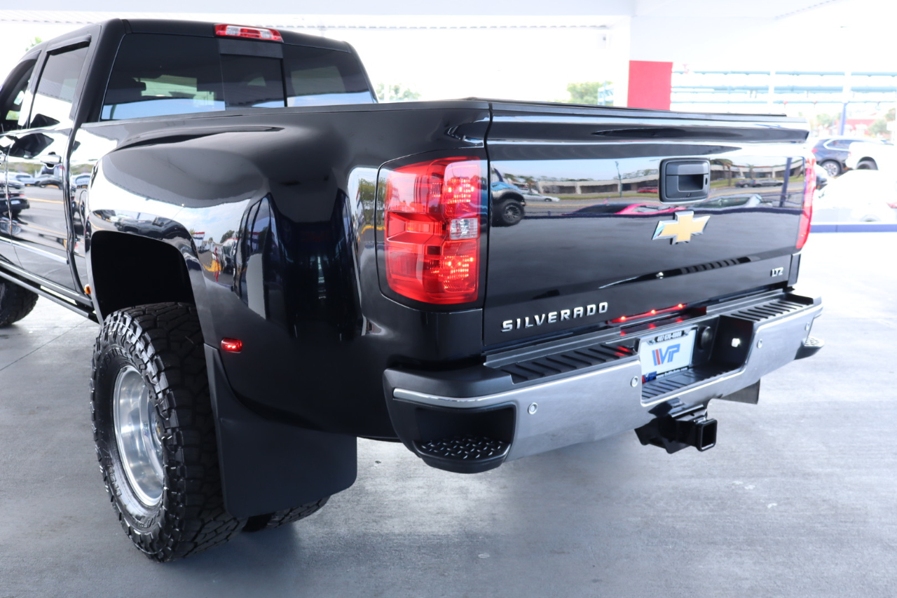 Chevrolet Silverado 3500HD 4WD Crew Cab 167.7" LTZ 2018