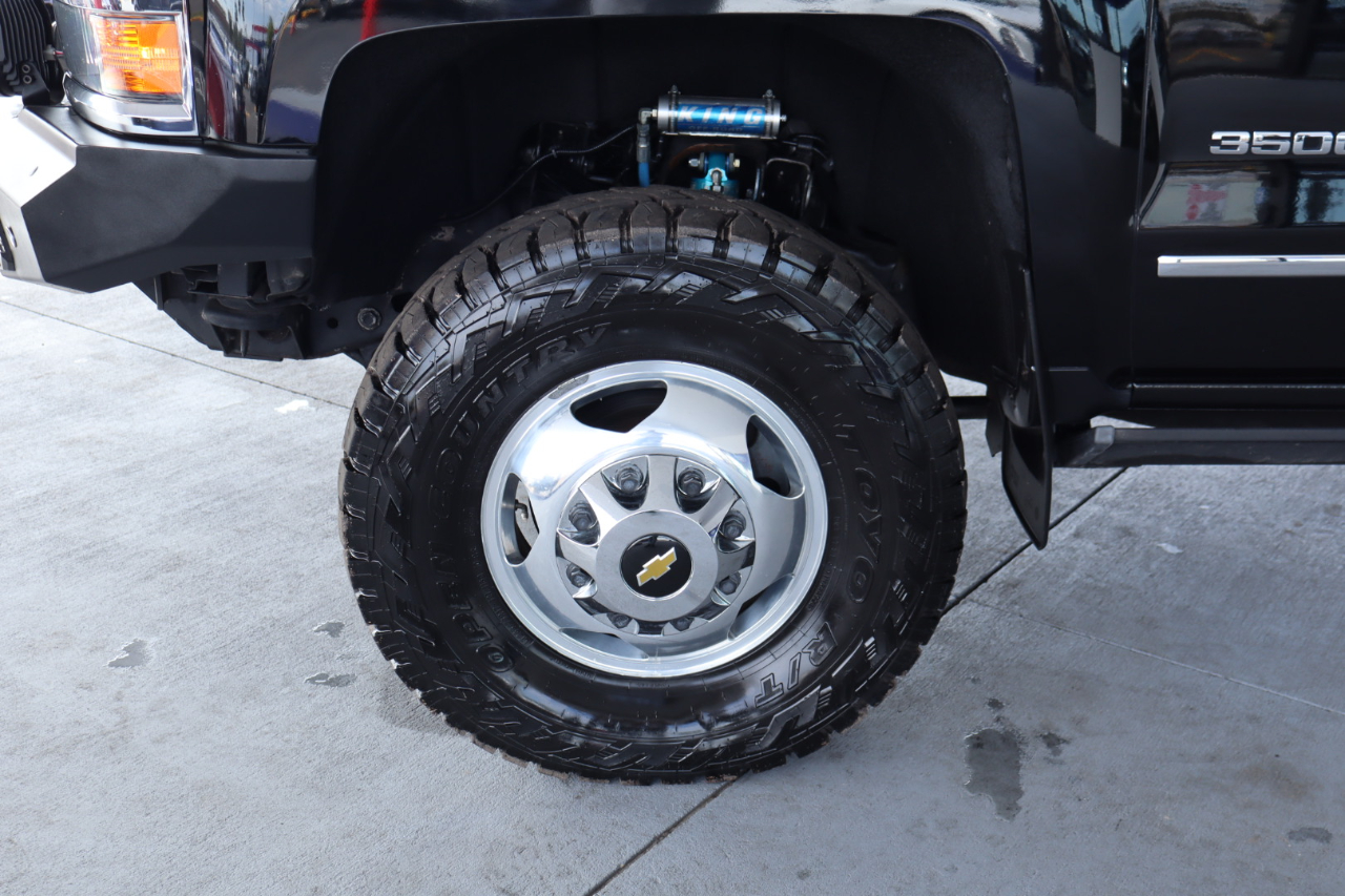 Chevrolet Silverado 3500HD 4WD Crew Cab 167.7" LTZ 2018