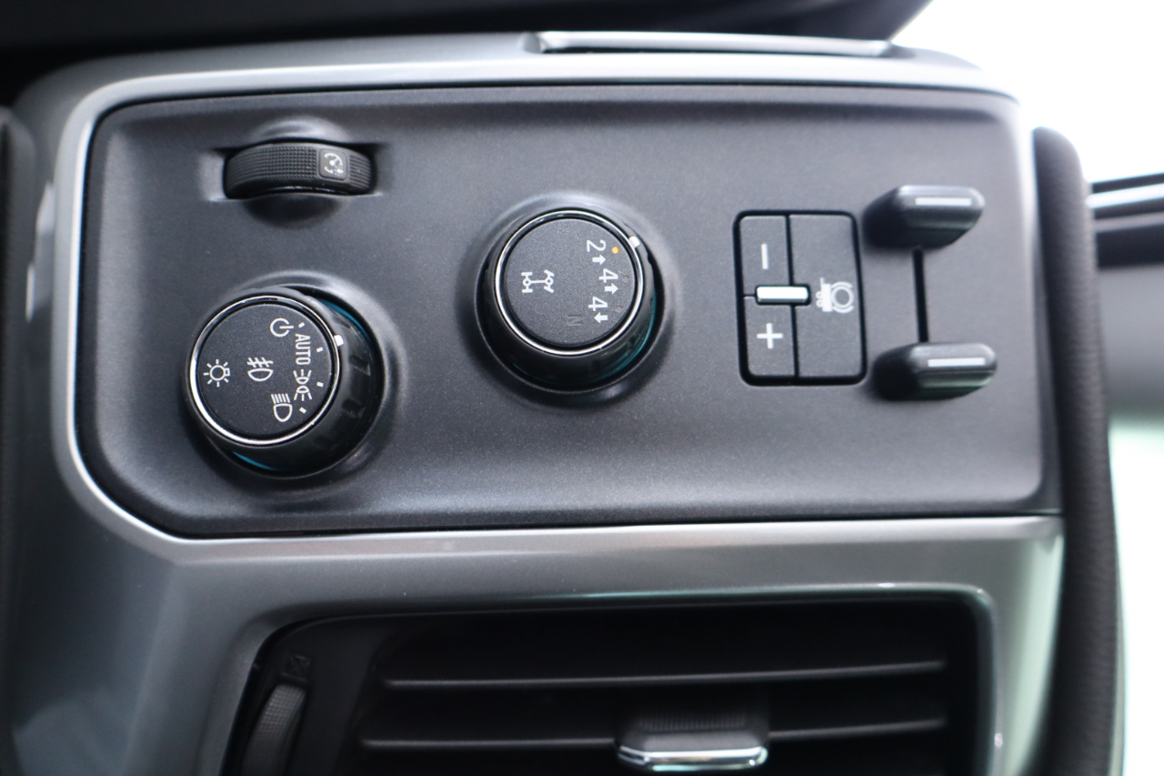 Chevrolet Silverado 3500HD 4WD Crew Cab 167.7" LTZ 2018