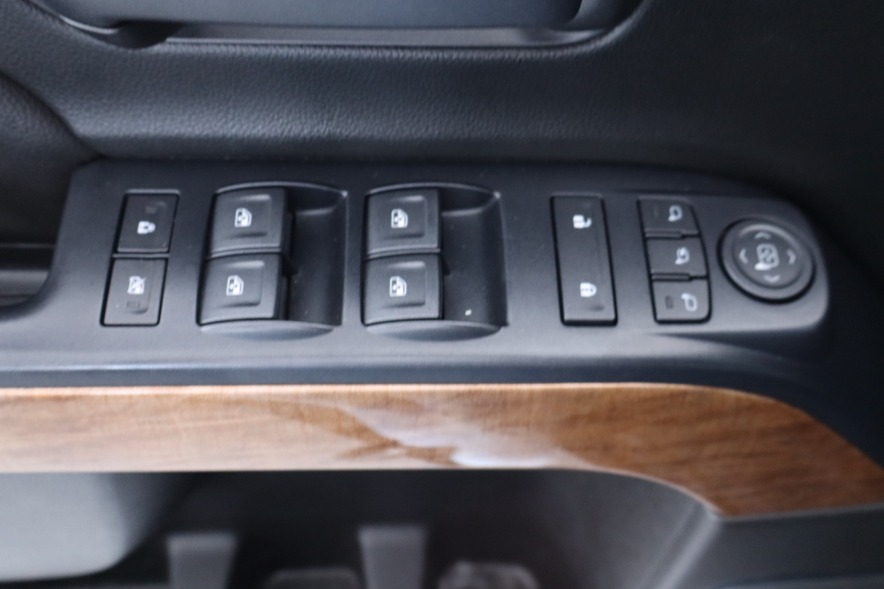 Chevrolet Silverado 3500HD 4WD Crew Cab 167.7" LTZ 2018