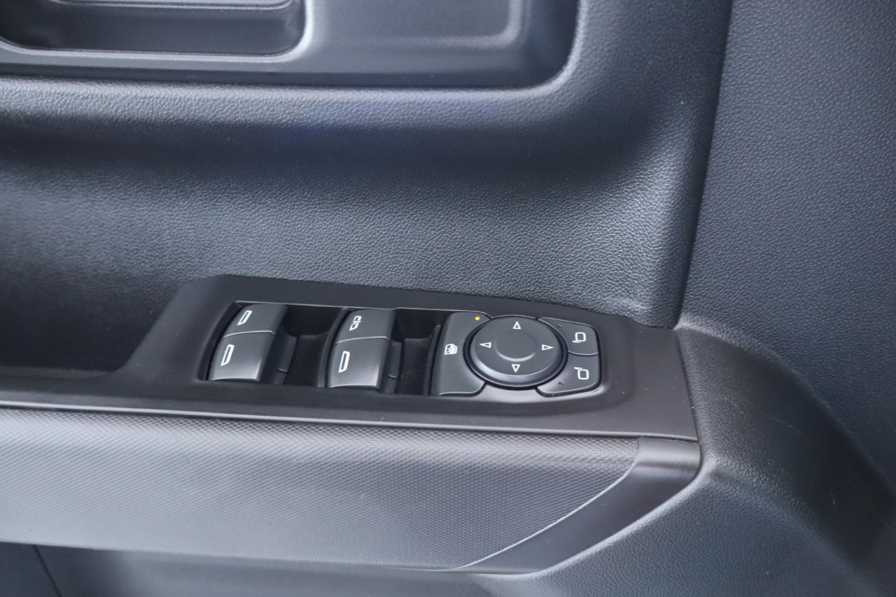 Chevrolet Silverado 1500 2WD Double Cab 147" Custom 2021