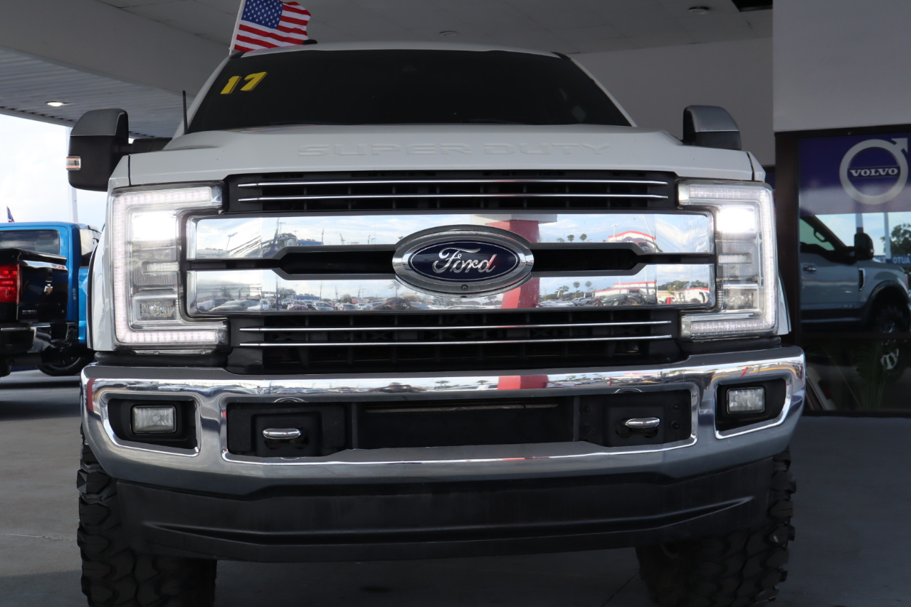 Ford Super Duty F-350 SRW 4WD SuperCab 142" Lariat 2017