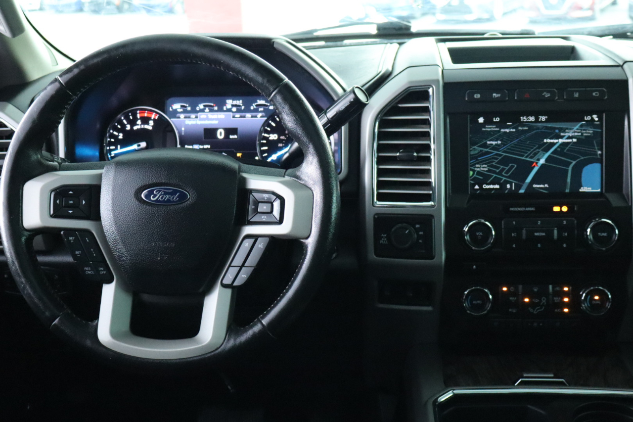 Ford Super Duty F-350 SRW 4WD SuperCab 142" Lariat 2017