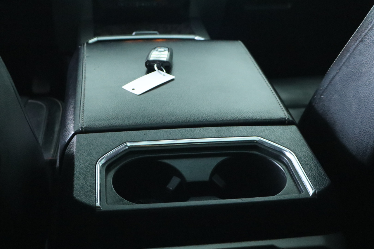 Ford Super Duty F-350 SRW 4WD SuperCab 142" Lariat 2017