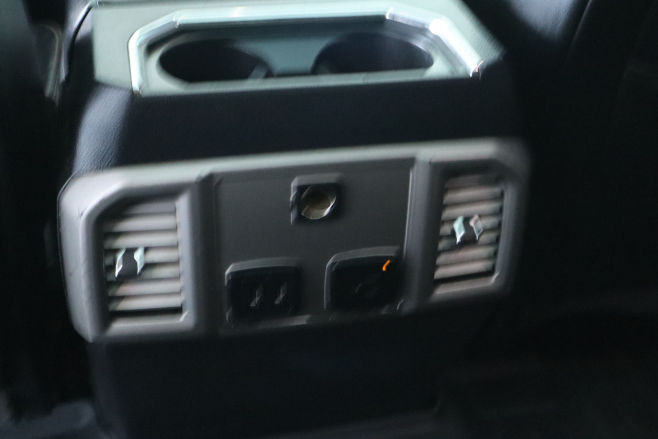 Ford Super Duty F-350 SRW 4WD SuperCab 142" Lariat 2017